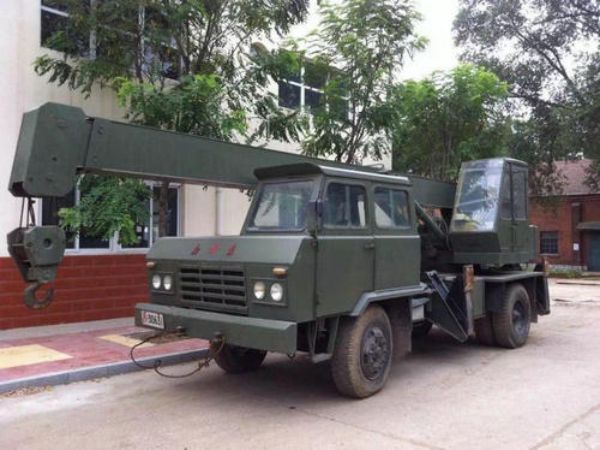 浦江县吊车租赁_吊车出租桥架主梁的构造类型